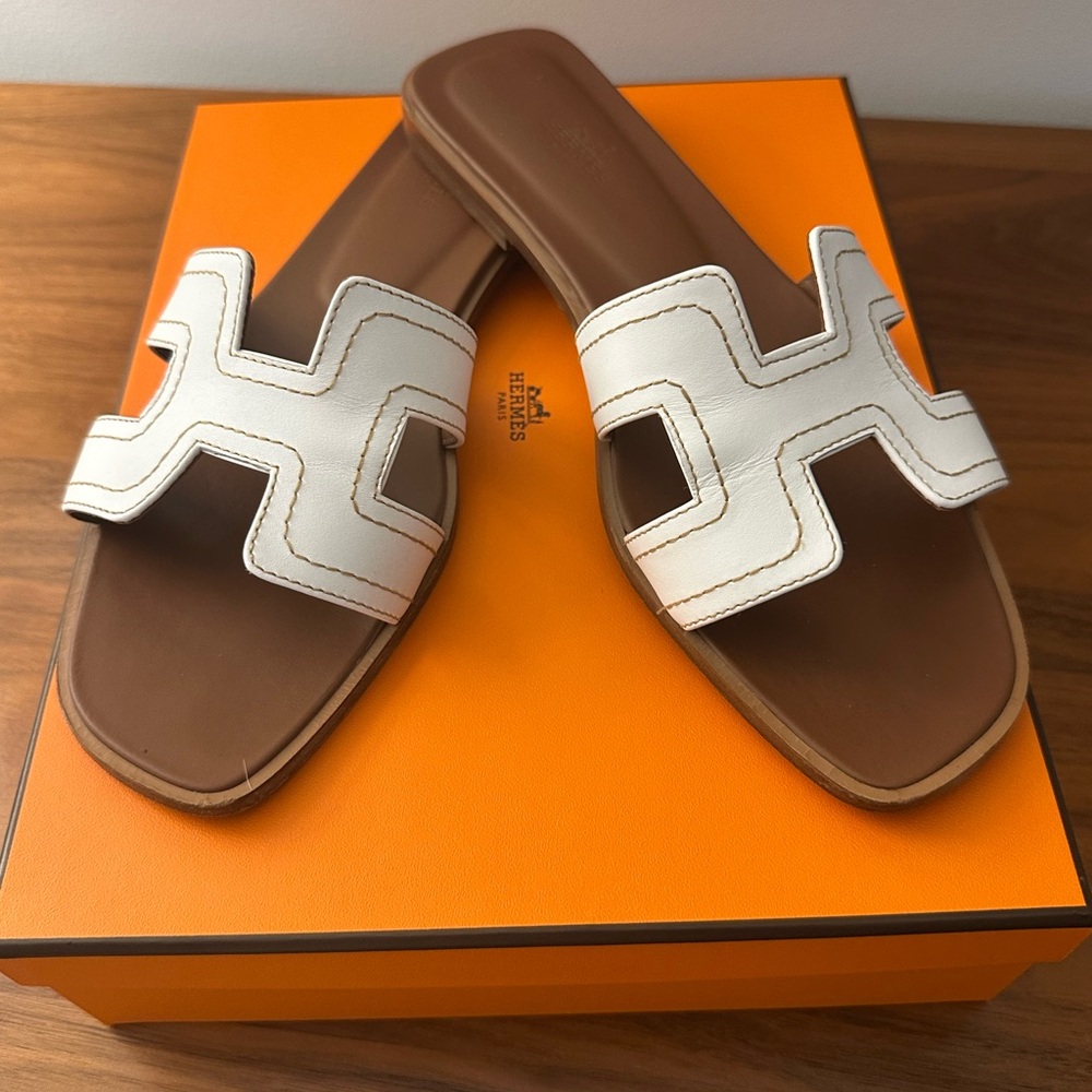 Hermès Oran slides